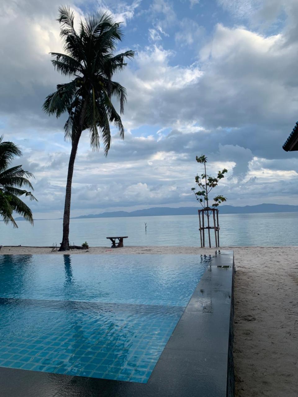 Samutra Residences Thong Sala Exterior foto